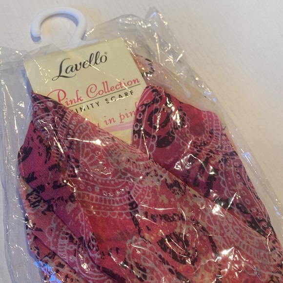 NWT Bundle of 3 Infinity Scarves - Picture 4 of 5